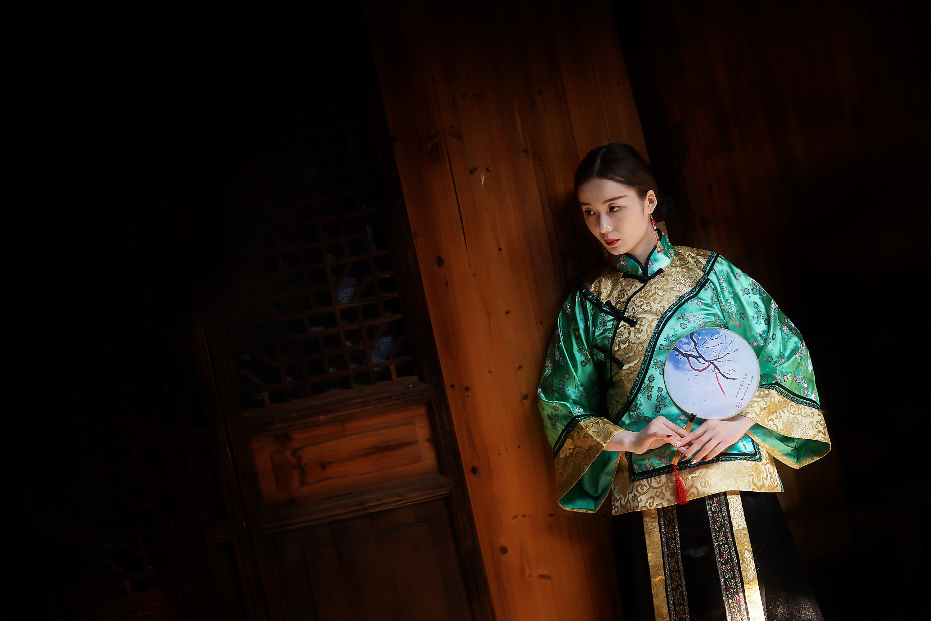 YITUYU艺图语 2021.08.14 往事如烟 小文